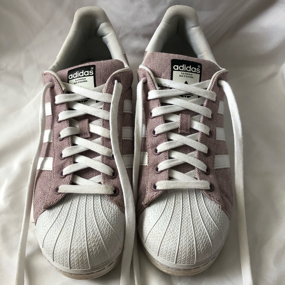 Adidas superstars